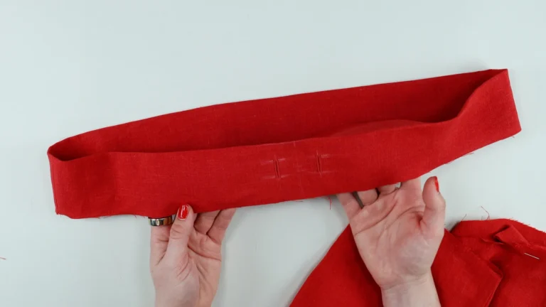 Pressed waistband for linen trousers in half