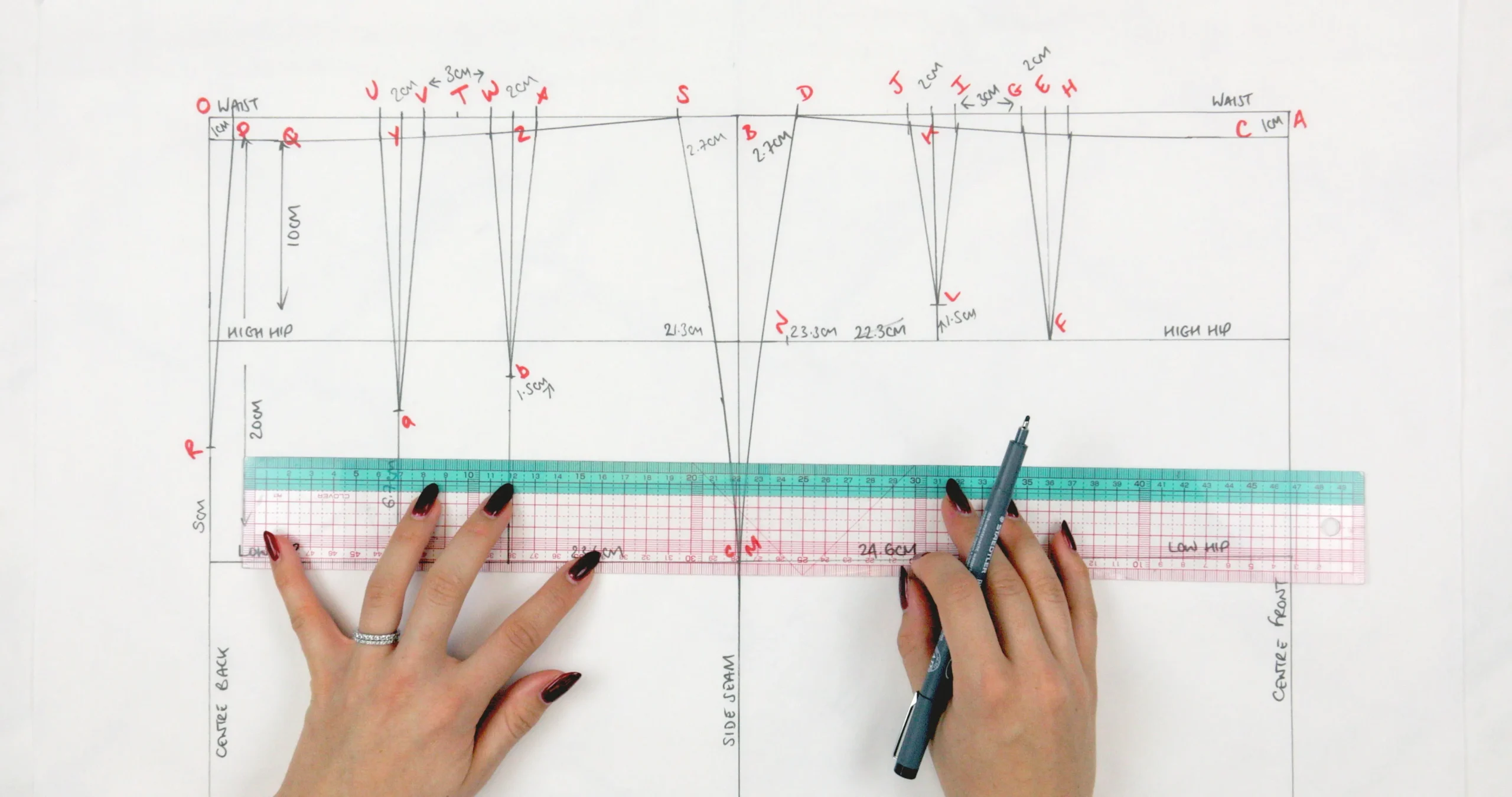 Drafting a two-dart skirt block